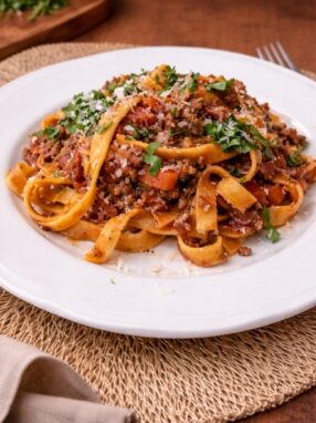 Tagliatelle z ragù alla Bolognese