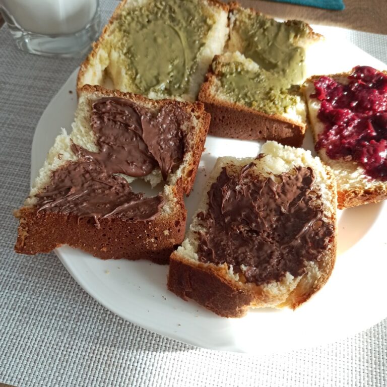 Domowa chałka z automatu do chleba